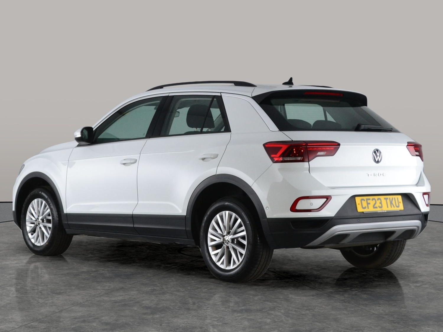 Used Volkswagen T-Roc 2023 for sale - 76590043: Photo 7