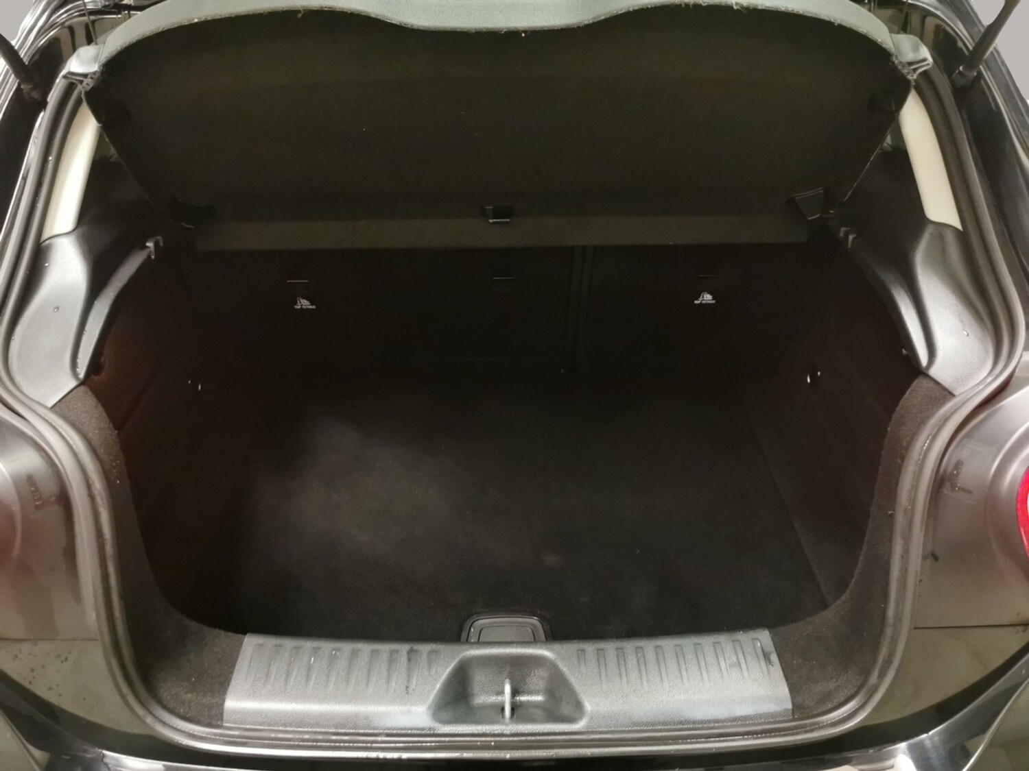 Used Mercedes-Benz A-Class for sale - 77660776: Photo 30