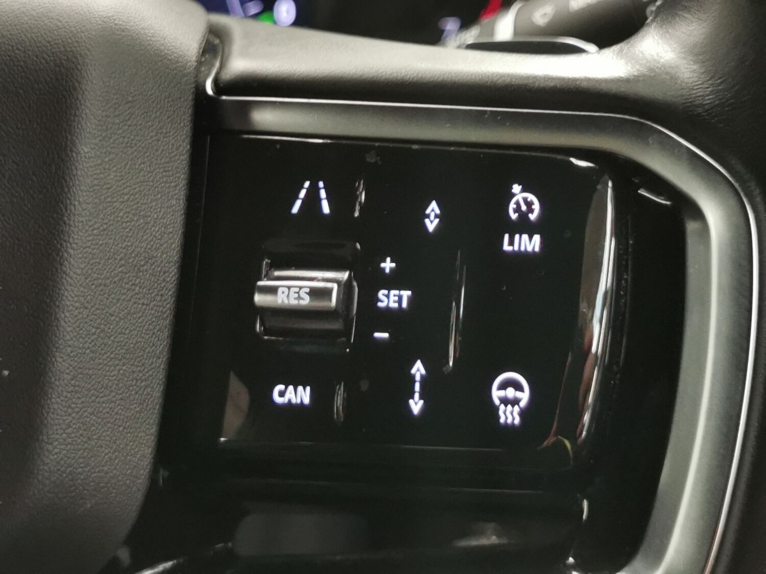 Used Land Rover Discovery Sport 2022 for sale - 77960560: Photo 25