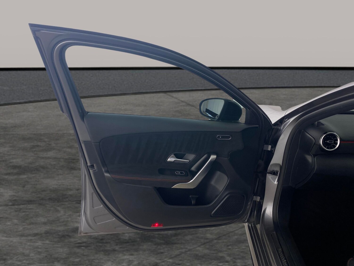 Used Mercedes-Benz A-Class for sale - 77829686: Photo 24