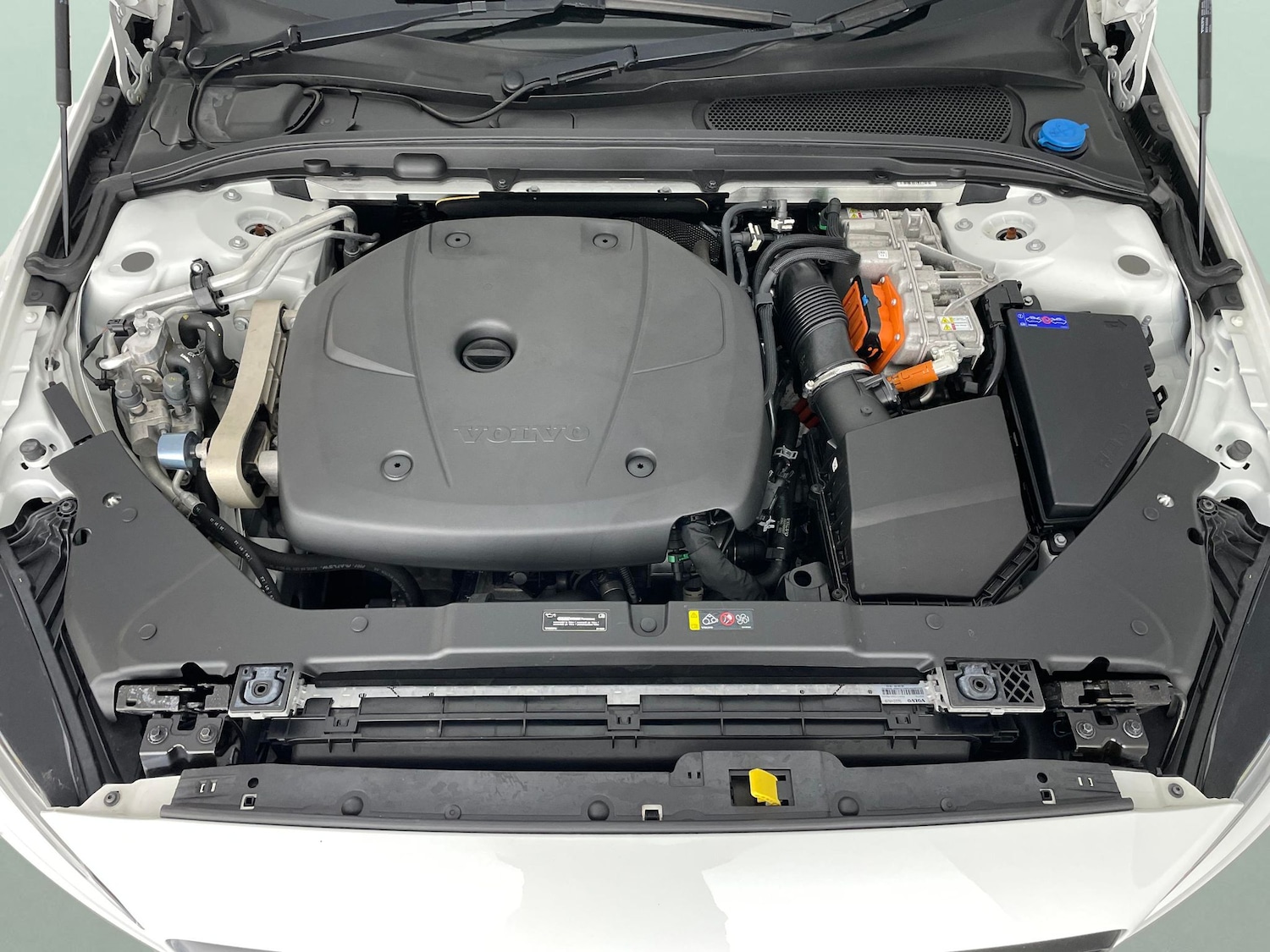 Used Volvo V60 2022 for sale - 76669384: Photo 43