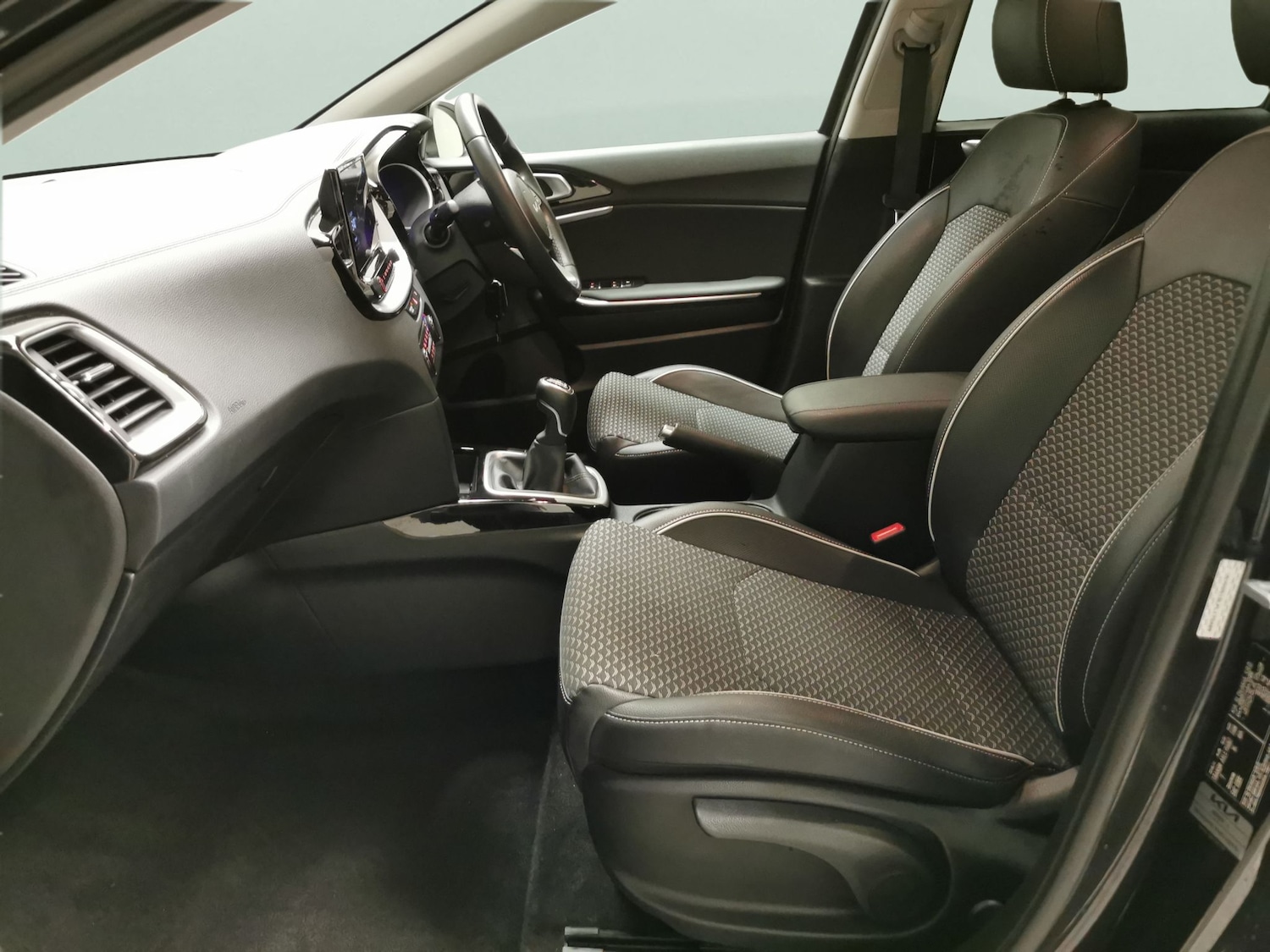 Used Kia Ceed 2022 for sale - 77347252: Photo 4