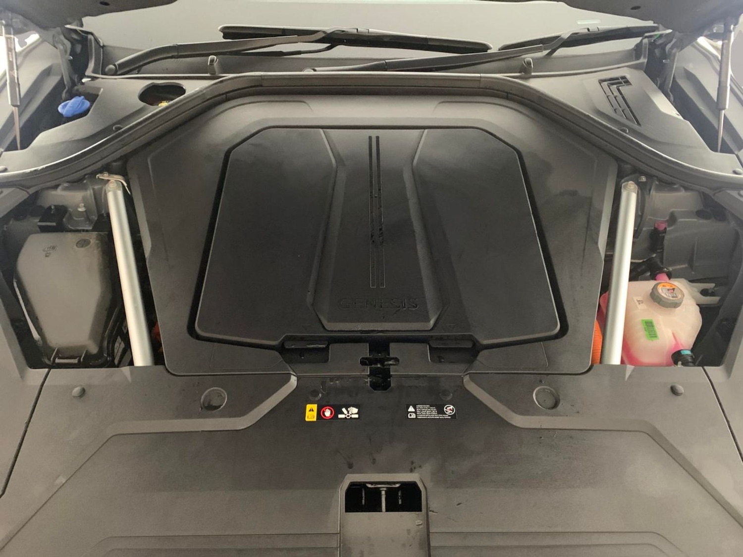 Used Genesis GV70 2024 for sale - 77393730: Photo 33