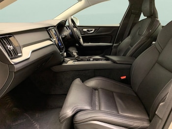 Used Volvo S60 2020 for sale - 75306543: Photo