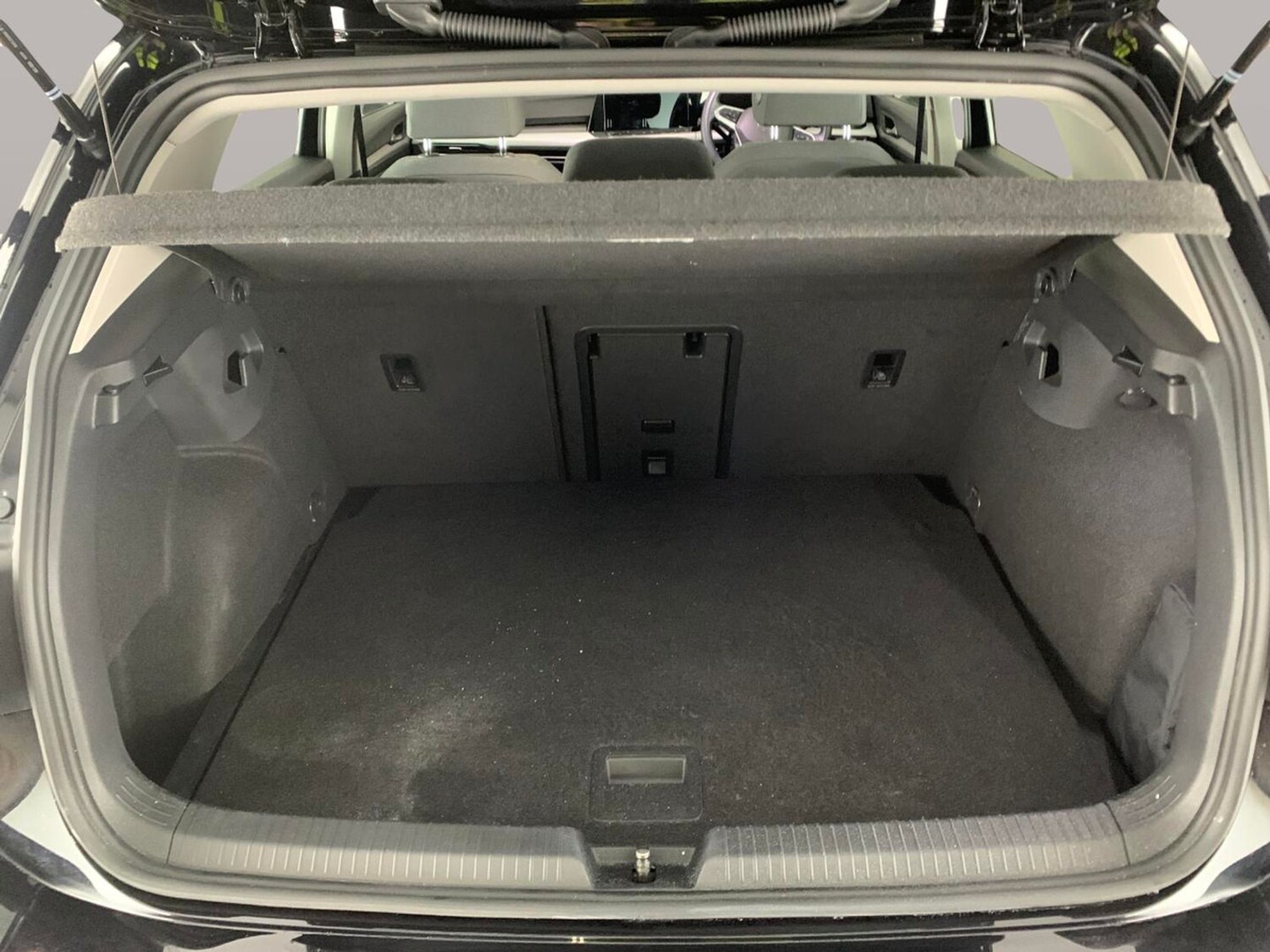 Used Volkswagen Golf 2023 for sale - 77347356: Photo 30