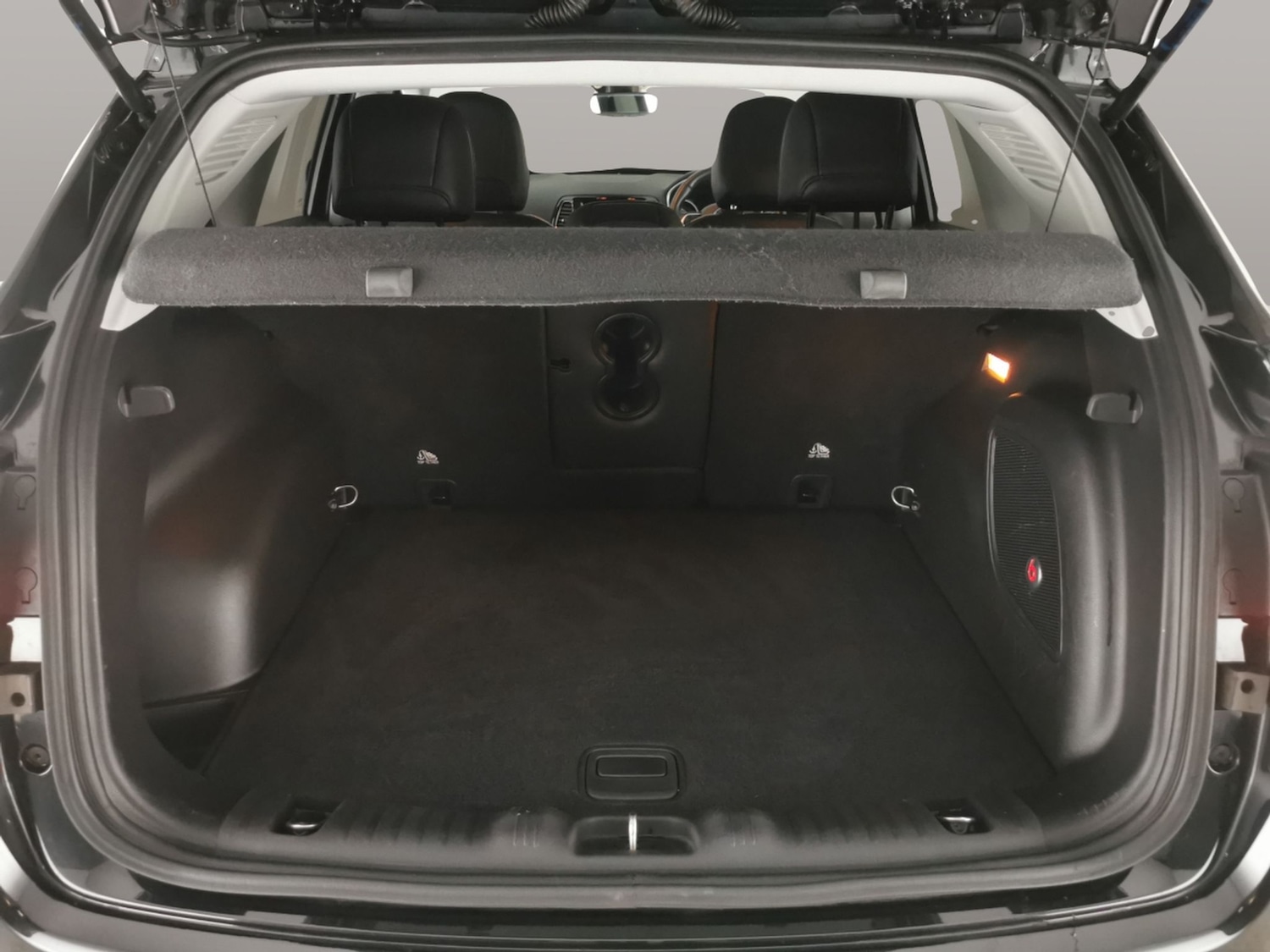 Used Jeep Compass 2020 for sale - 76400940: Photo 32