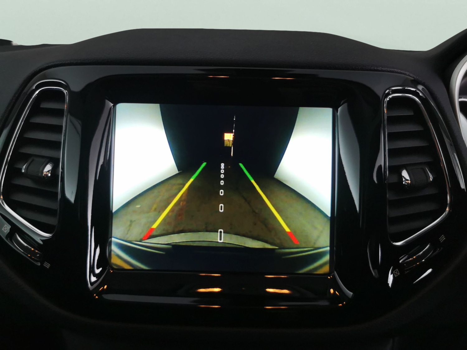 Used Jeep Compass 2020 for sale - 76400940: Photo 6