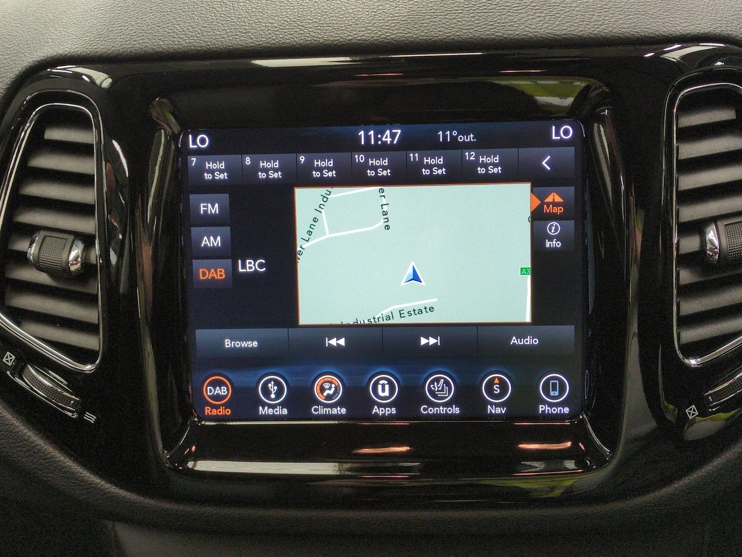 Used Jeep Compass 2020 for sale - 76400940: Photo 7