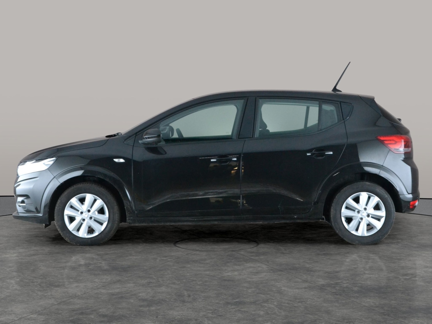 Used Dacia Sandero 2022 for sale - 77458207: Photo 13