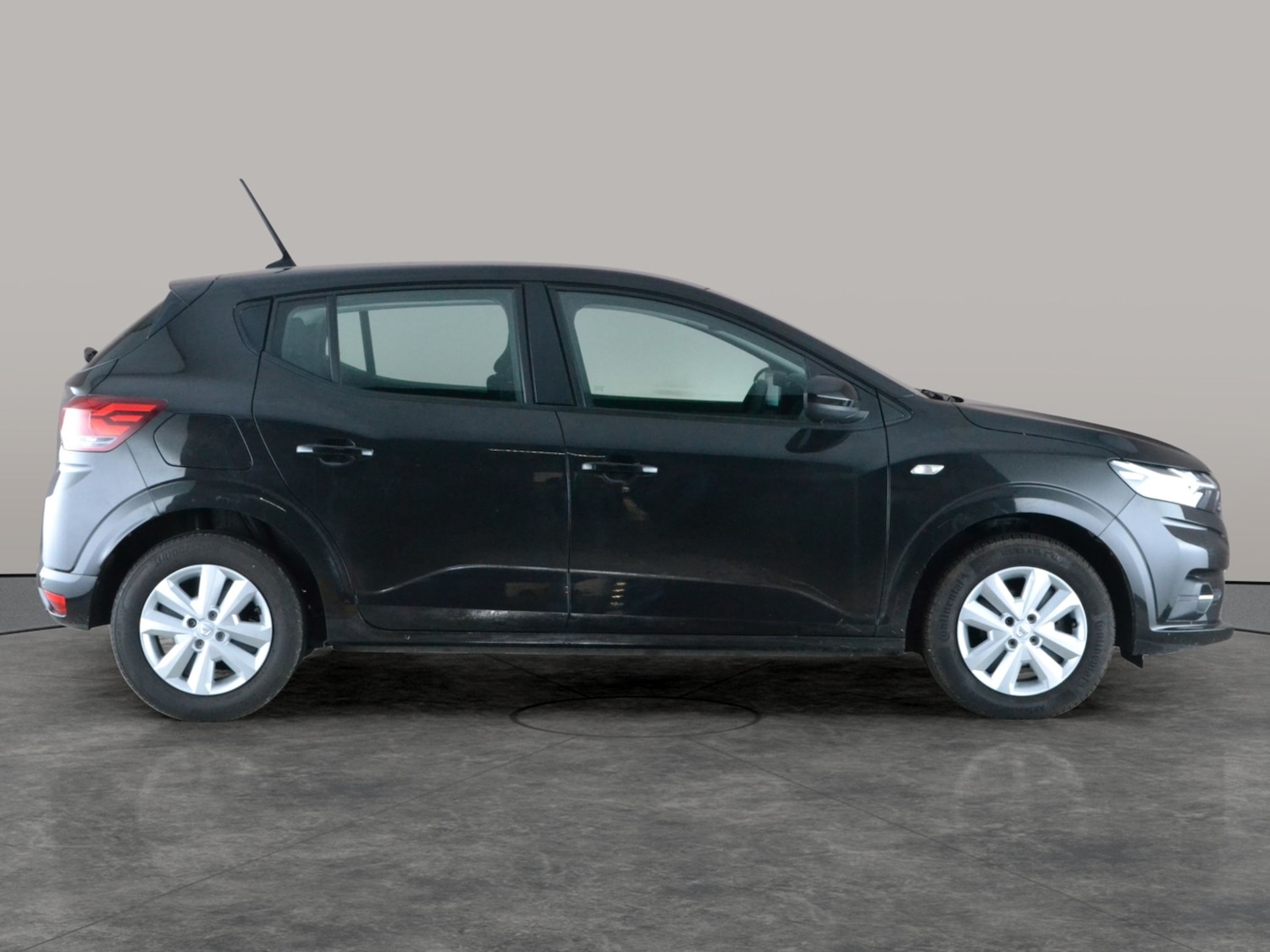 Used Dacia Sandero 2022 for sale - 77458207: Photo 9