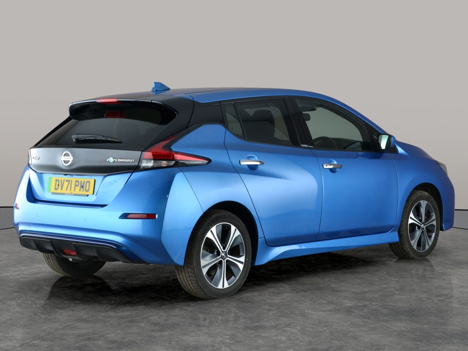 Used Nissan Leaf 2021 for sale - 77186654: Photo 13