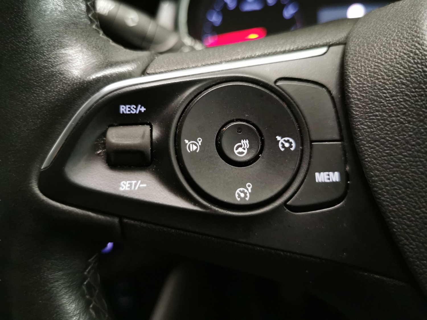 Used Vauxhall Crossland 2021 for sale - 77286100: Photo 25