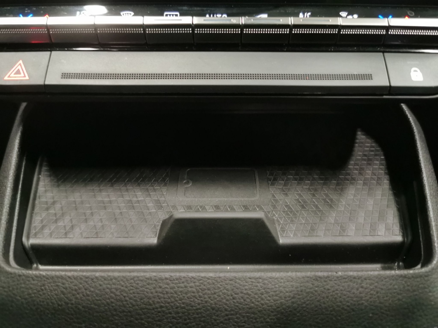 Used Renault Megane E Tech 2022 for sale - 76707032: Photo 18