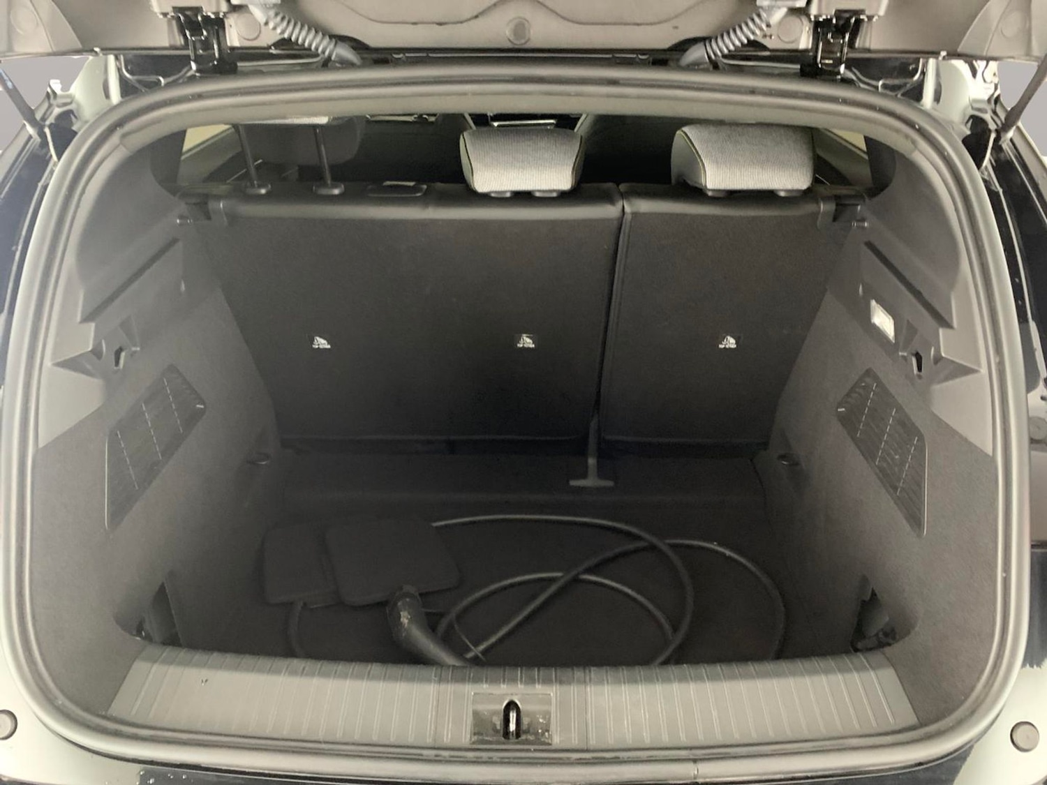 Used Renault Megane E Tech 2022 for sale - 76707032: Photo 31