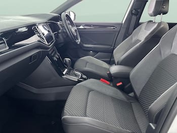 Used Volkswagen T-Roc 2021 for sale - 79627967: Photo
