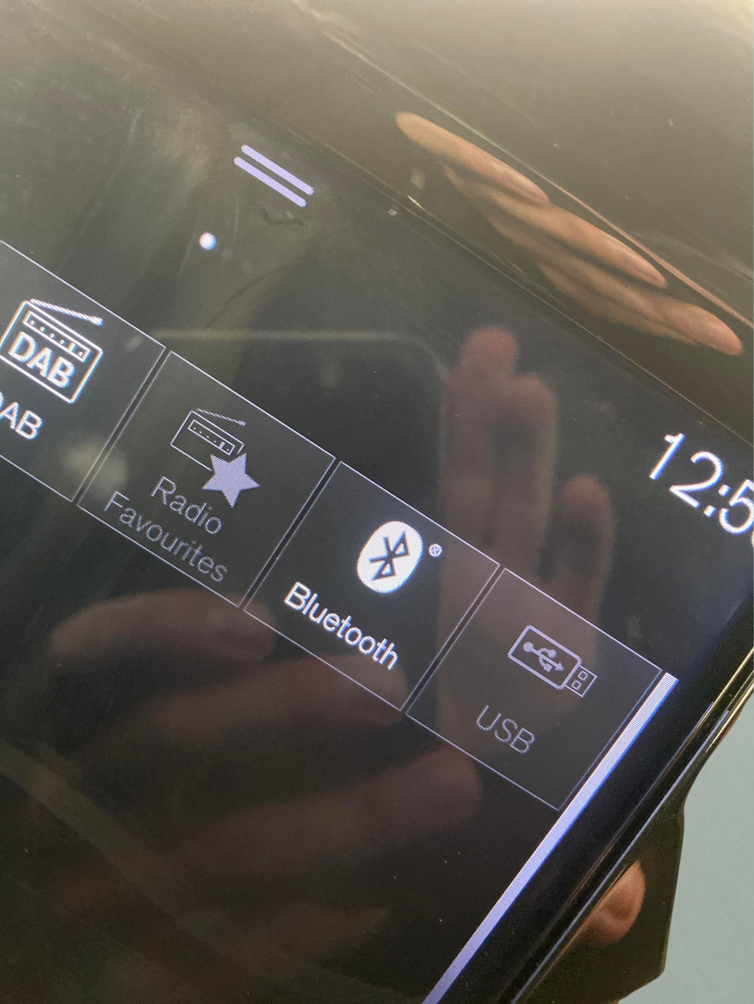 Used Volvo V60 2018 for sale - 77196179: Photo 17