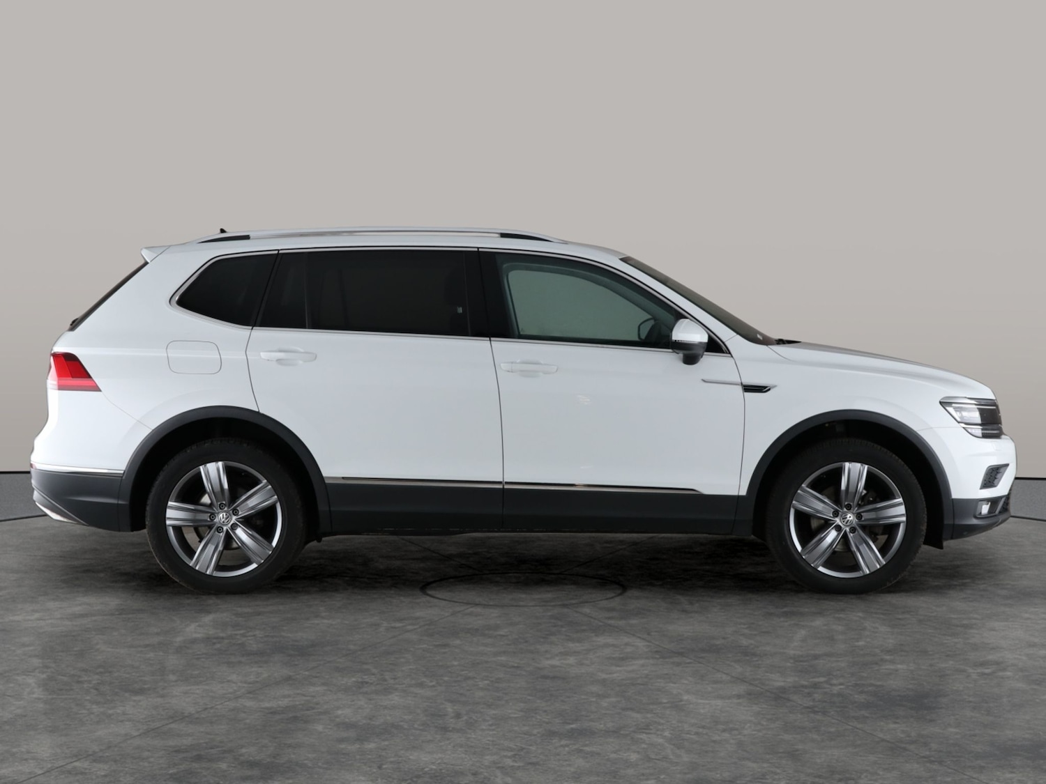 Used Volkswagen Tiguan Allspace 2020 for sale - 76919591: Photo 9