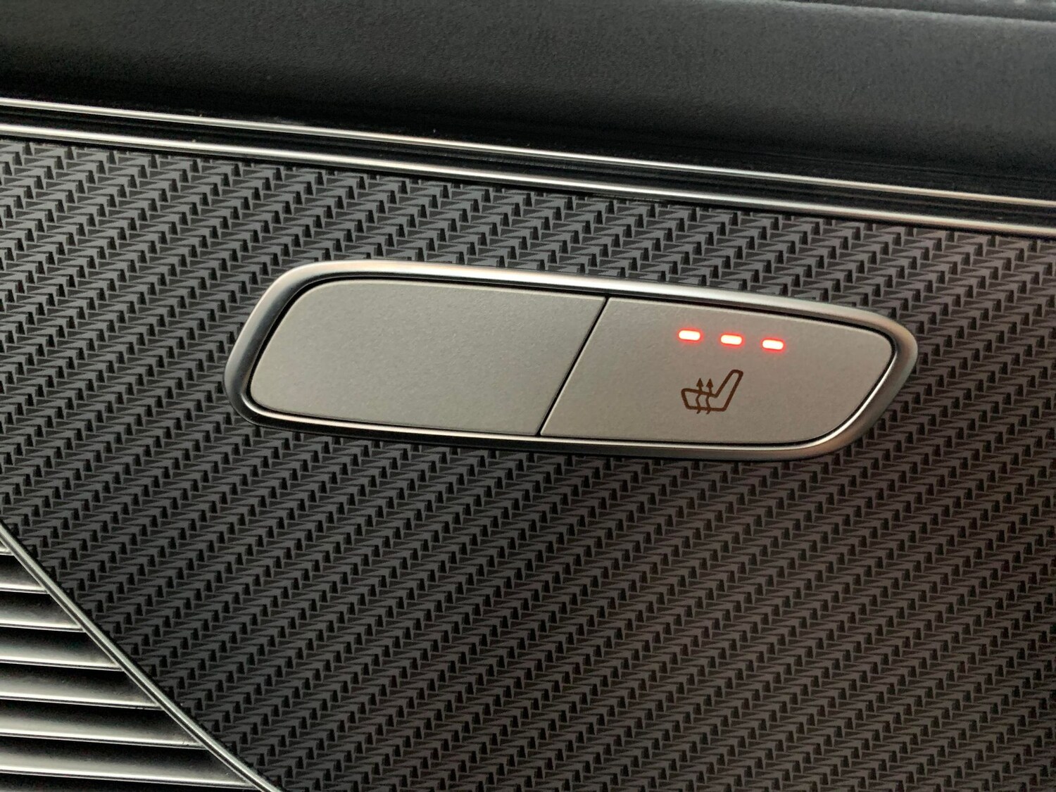 Used Mercedes-Benz EQC 2022 for sale - 76626364: Photo 20