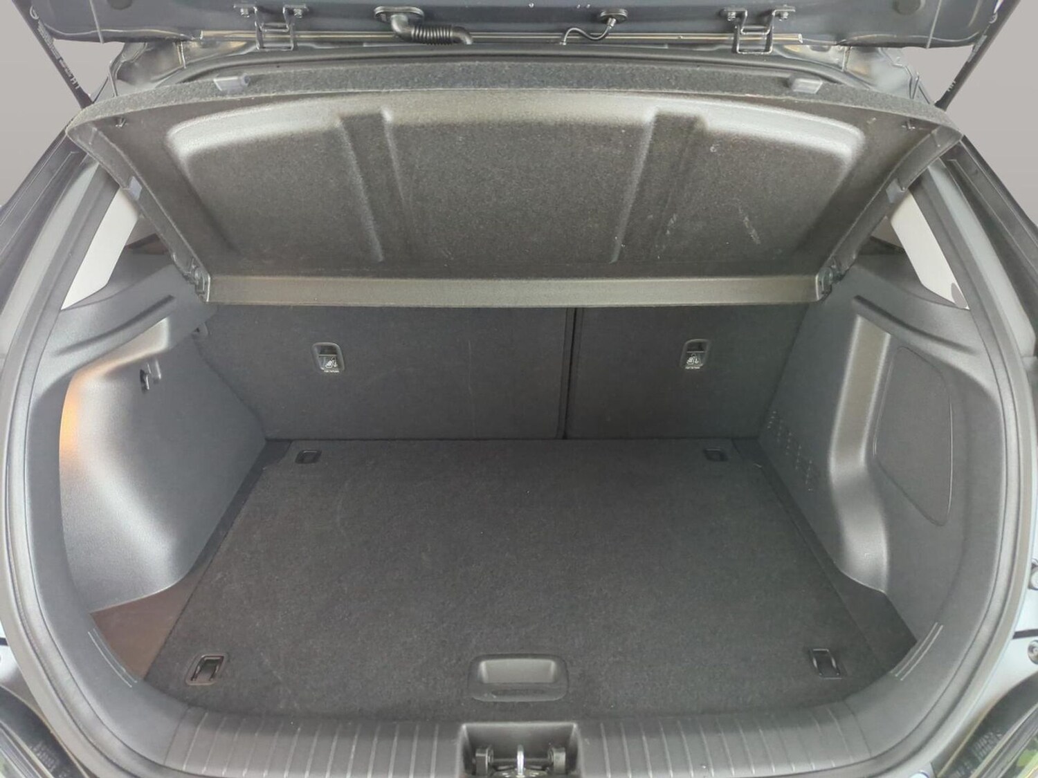 Used Hyundai KONA 2023 for sale - 78163600: Photo 35