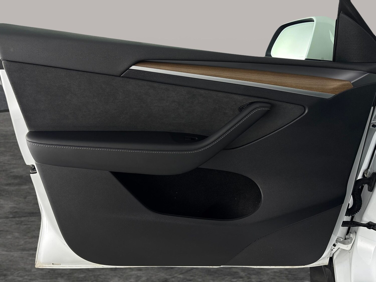 Used Tesla Model Y 2024 for sale - 77756080: Photo 35