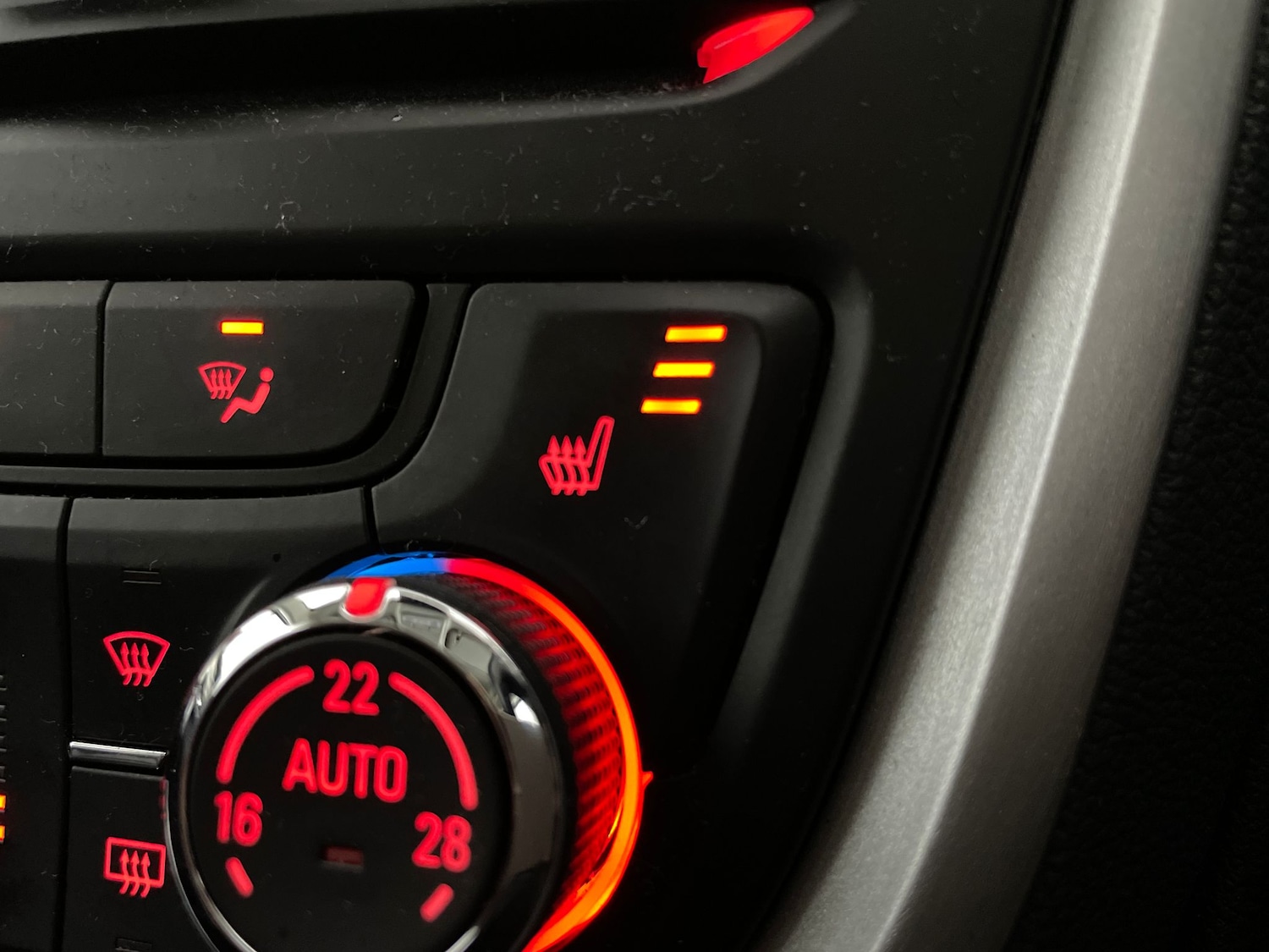 Used Vauxhall Mokka 2016 for sale - 77210867: Photo 18