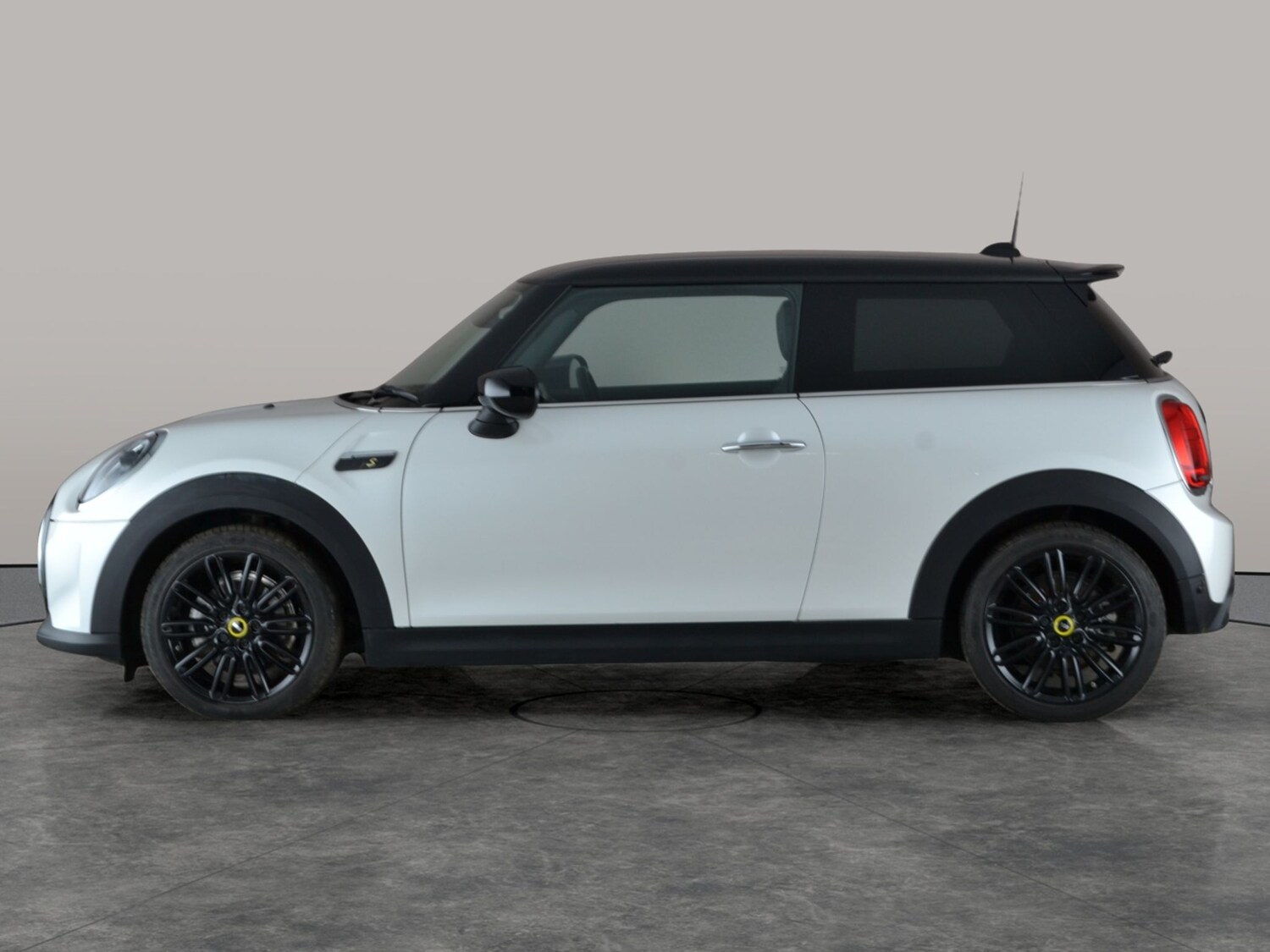 Used MINI Hatch 2022 for sale - 77483157: Photo 13