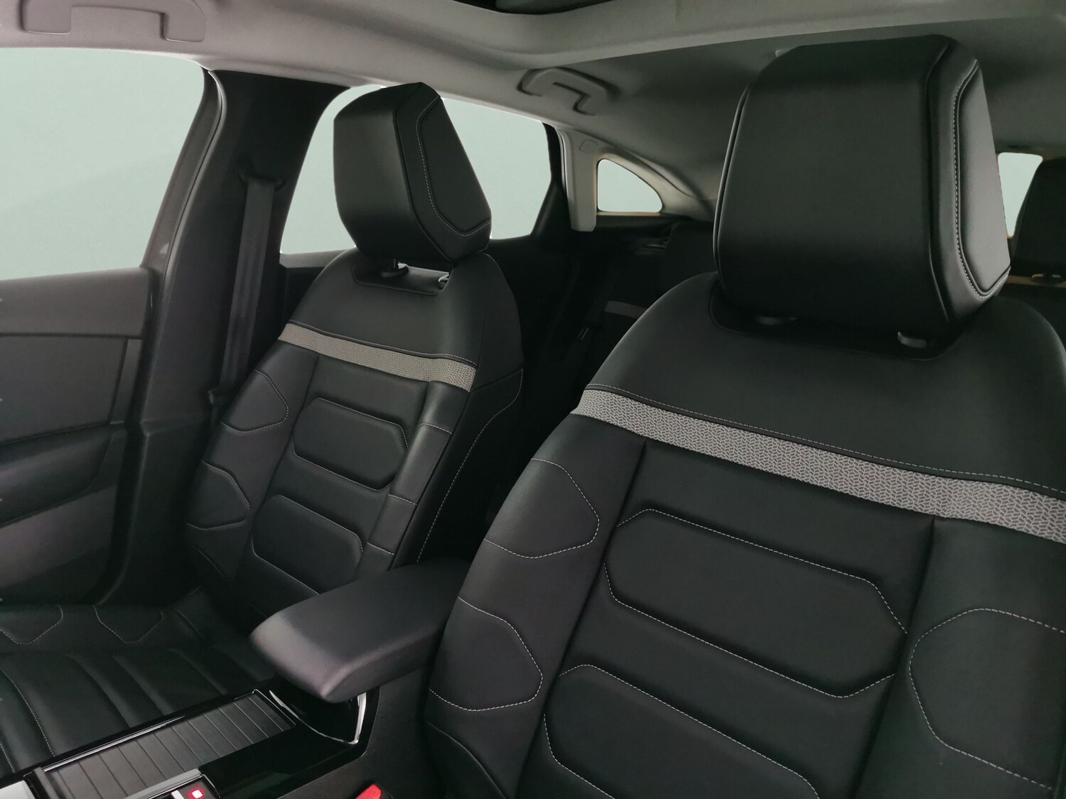 Used Citroen C4 2022 for sale - 77248461: Photo 7