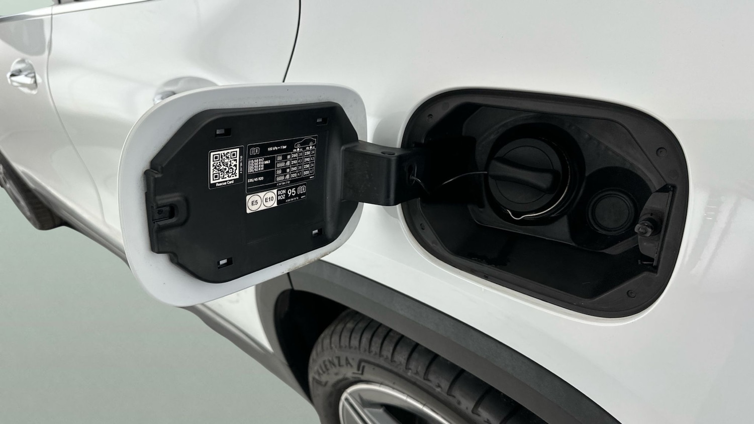 Used Mercedes-Benz GLA 2021 for sale - 77715958: Photo 12