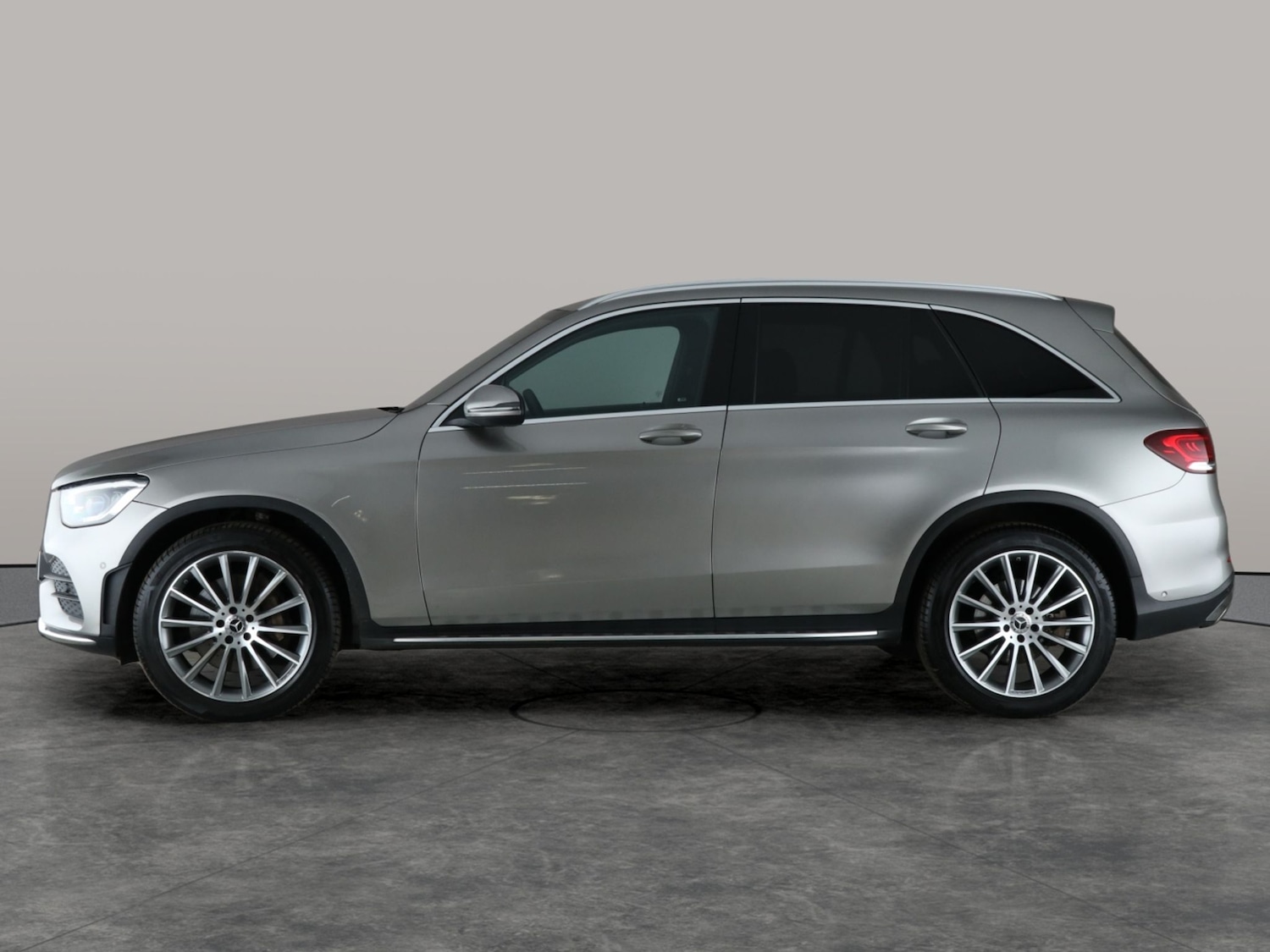 Used Mercedes-Benz GLC 2021 for sale - 76125648: Photo 16