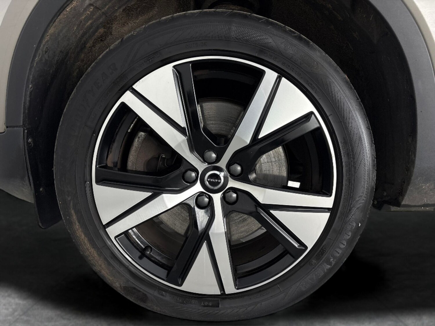 Used Volvo XC40 2022 for sale - 77529917: Photo 23