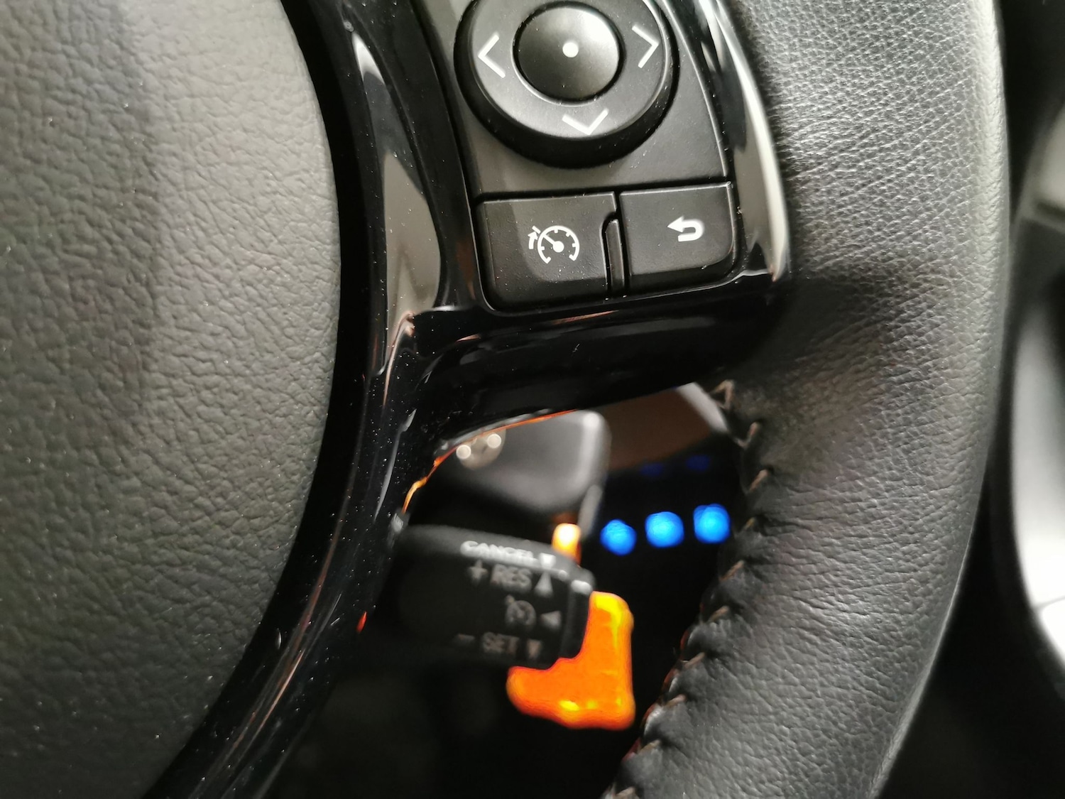 Used Toyota Yaris 2018 for sale - 76636242: Photo 16