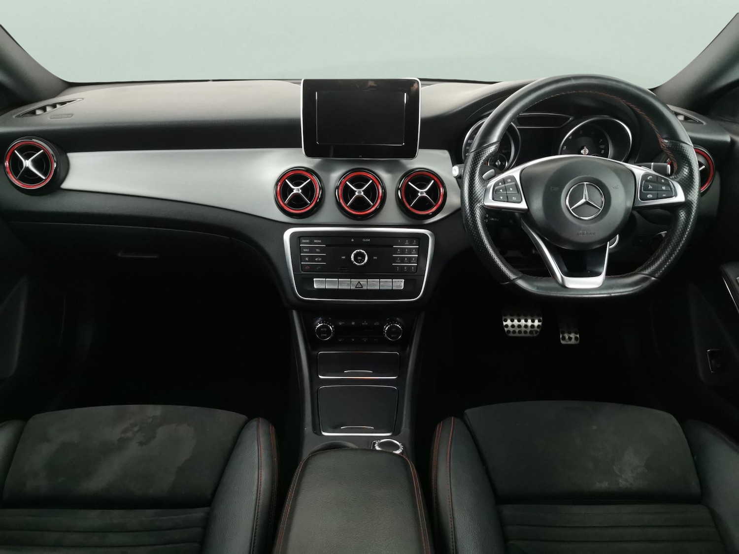 Used Mercedes-Benz CLA 2018 for sale - 76381712: Photo 8