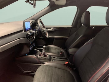 Used Ford Kuga 2021 for sale - 76402995: Photo