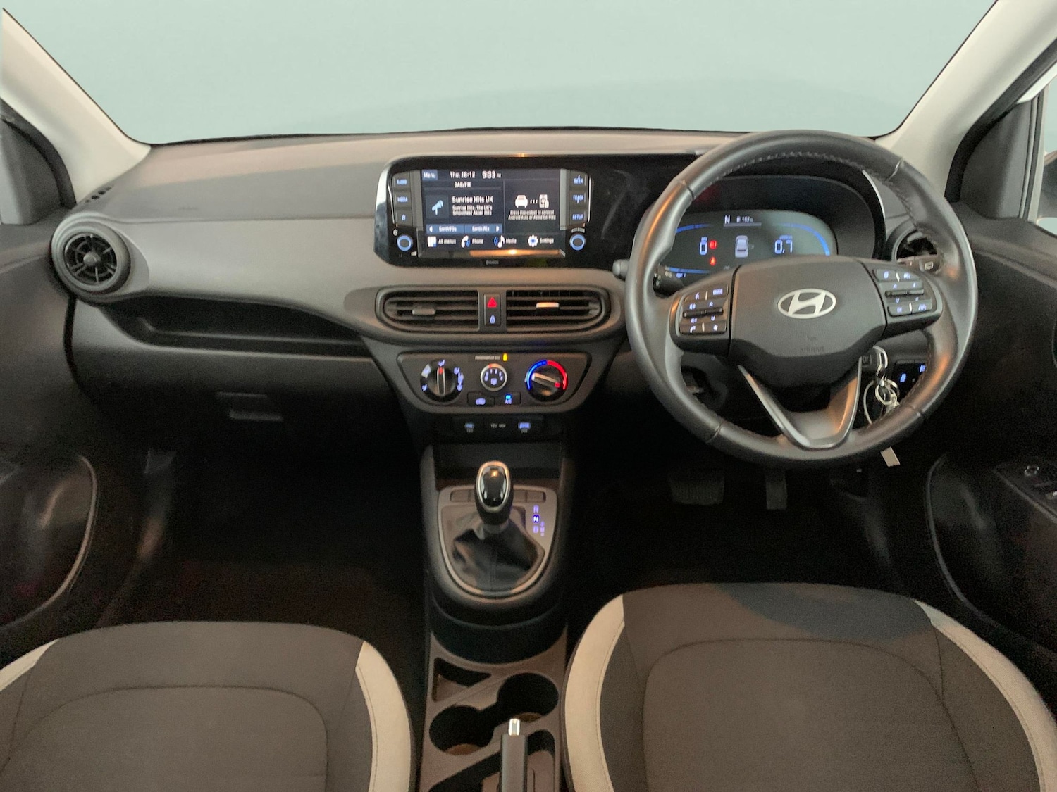 Used Hyundai i10 2023 for sale - 77378961: Photo 7