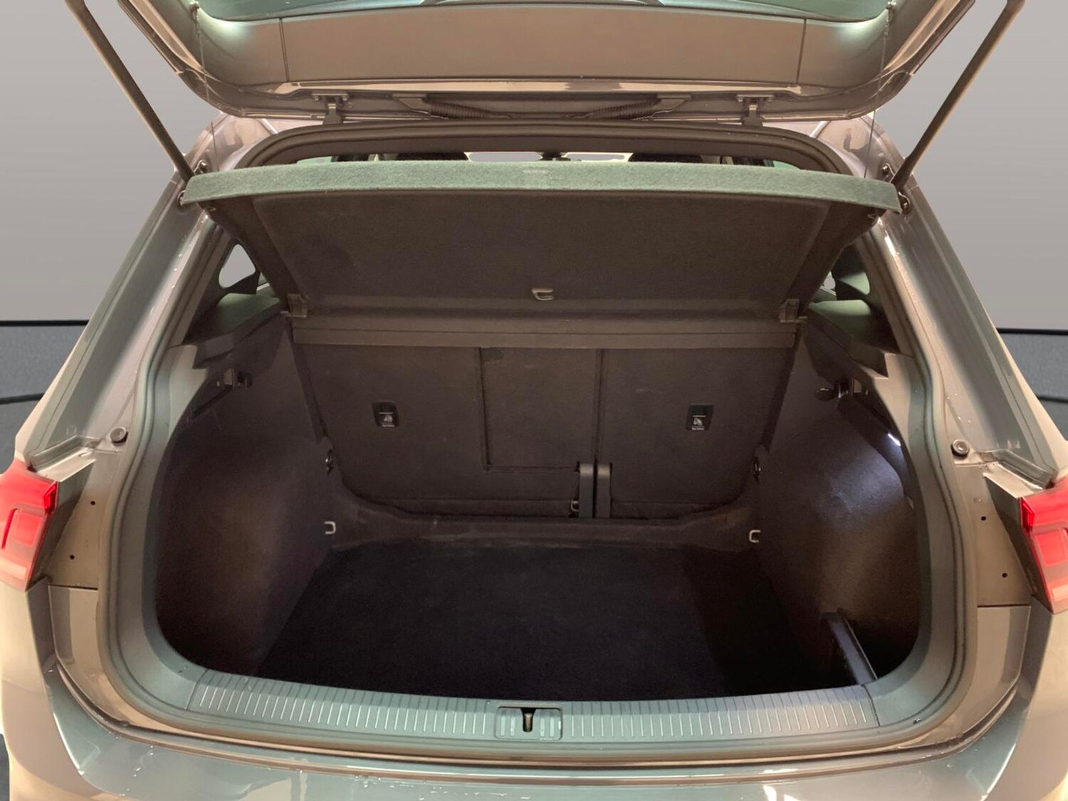 Used Volkswagen Tiguan 2022 for sale - 77502401: Photo 33