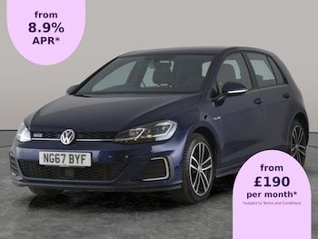 Volkswagen - Golf