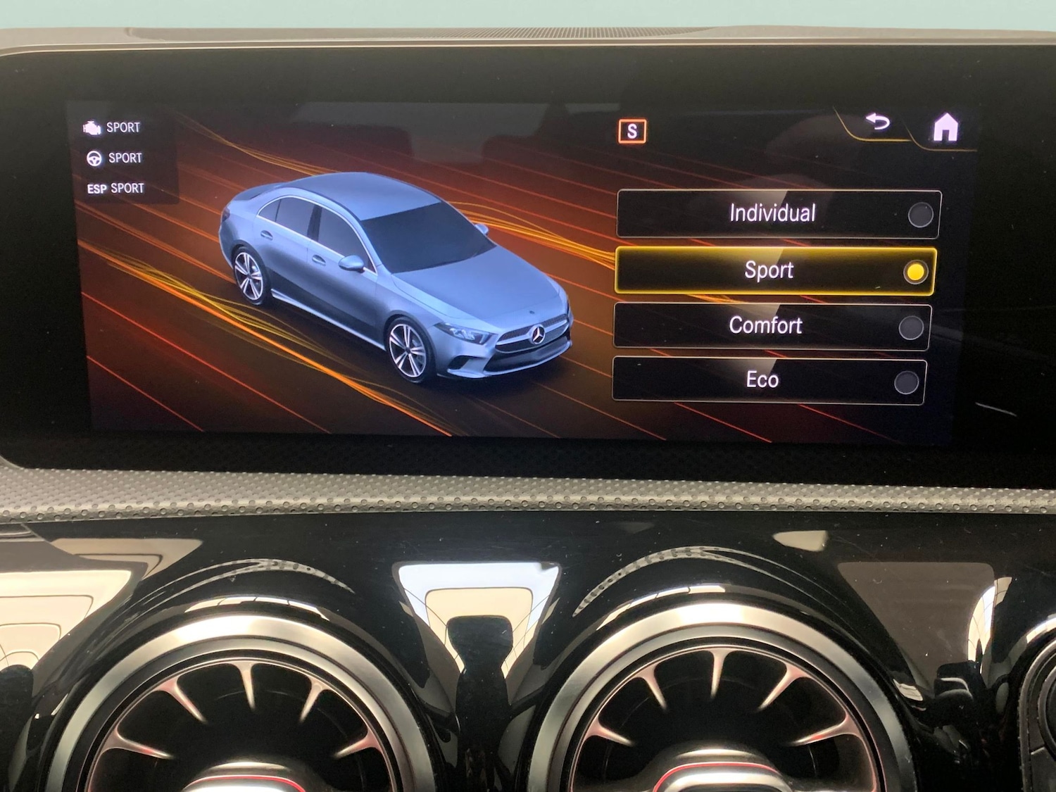 Used Mercedes-Benz A-Class 2019 for sale - 78037076: Photo 14