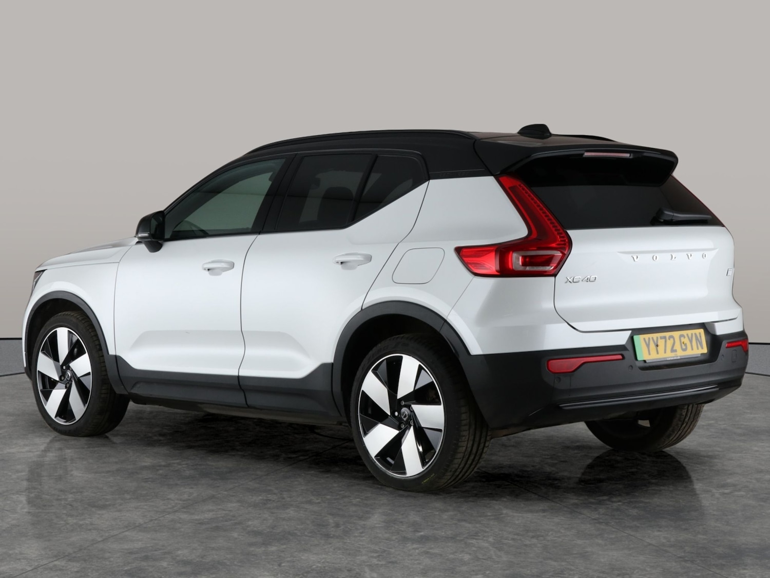 Used Volvo XC40 2022 for sale - 76773818: Photo 15