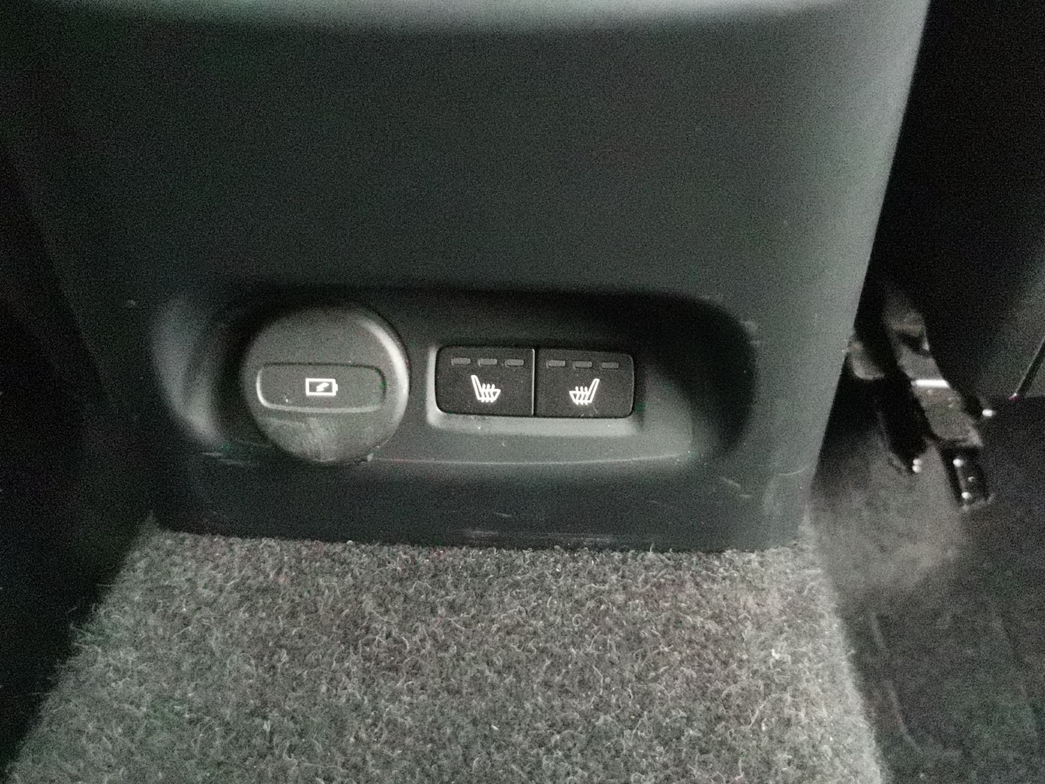 Used Volvo XC40 2022 for sale - 76773818: Photo 18