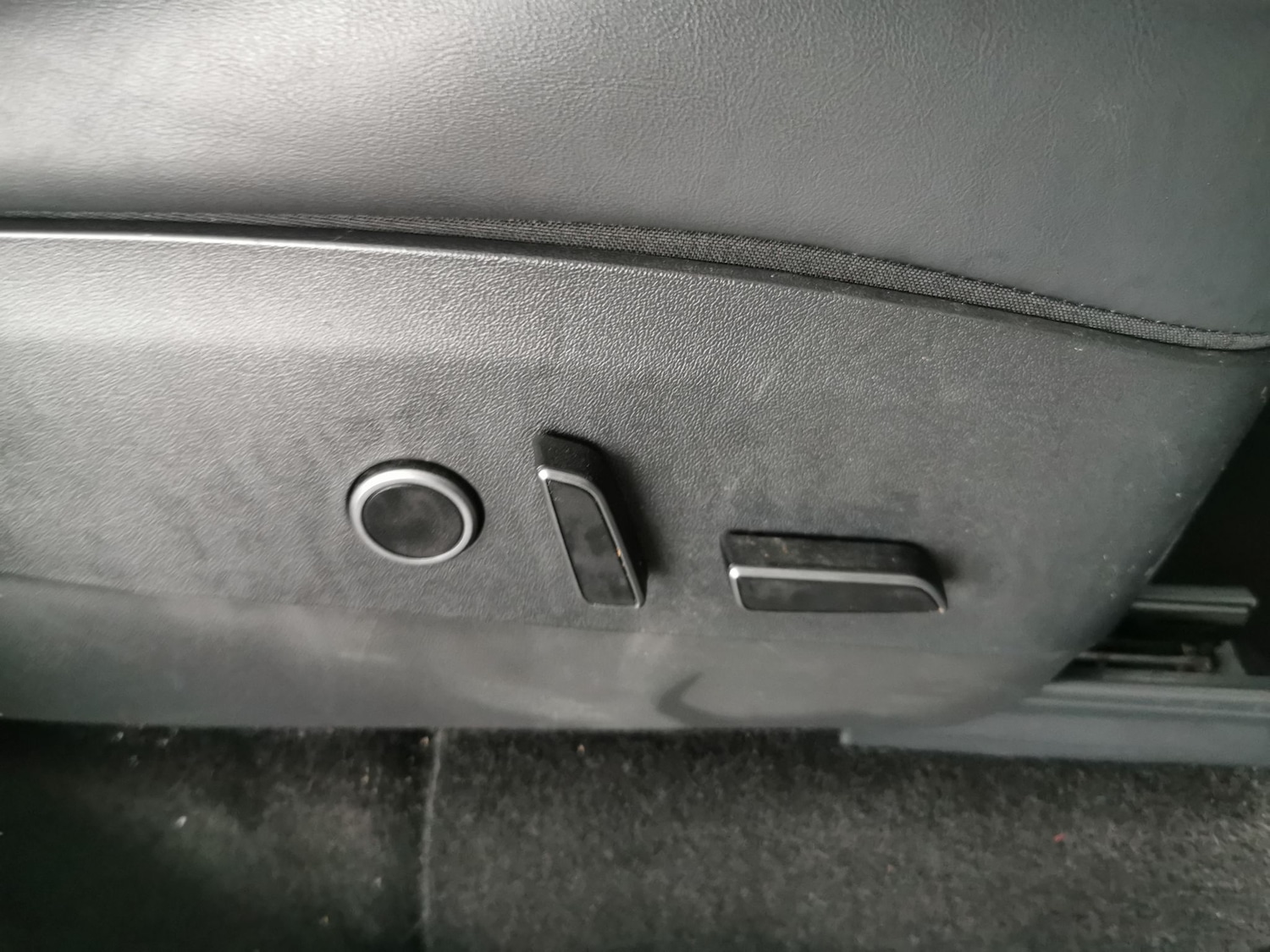 Used Tesla Model Y for sale - 76827104: Photo 23