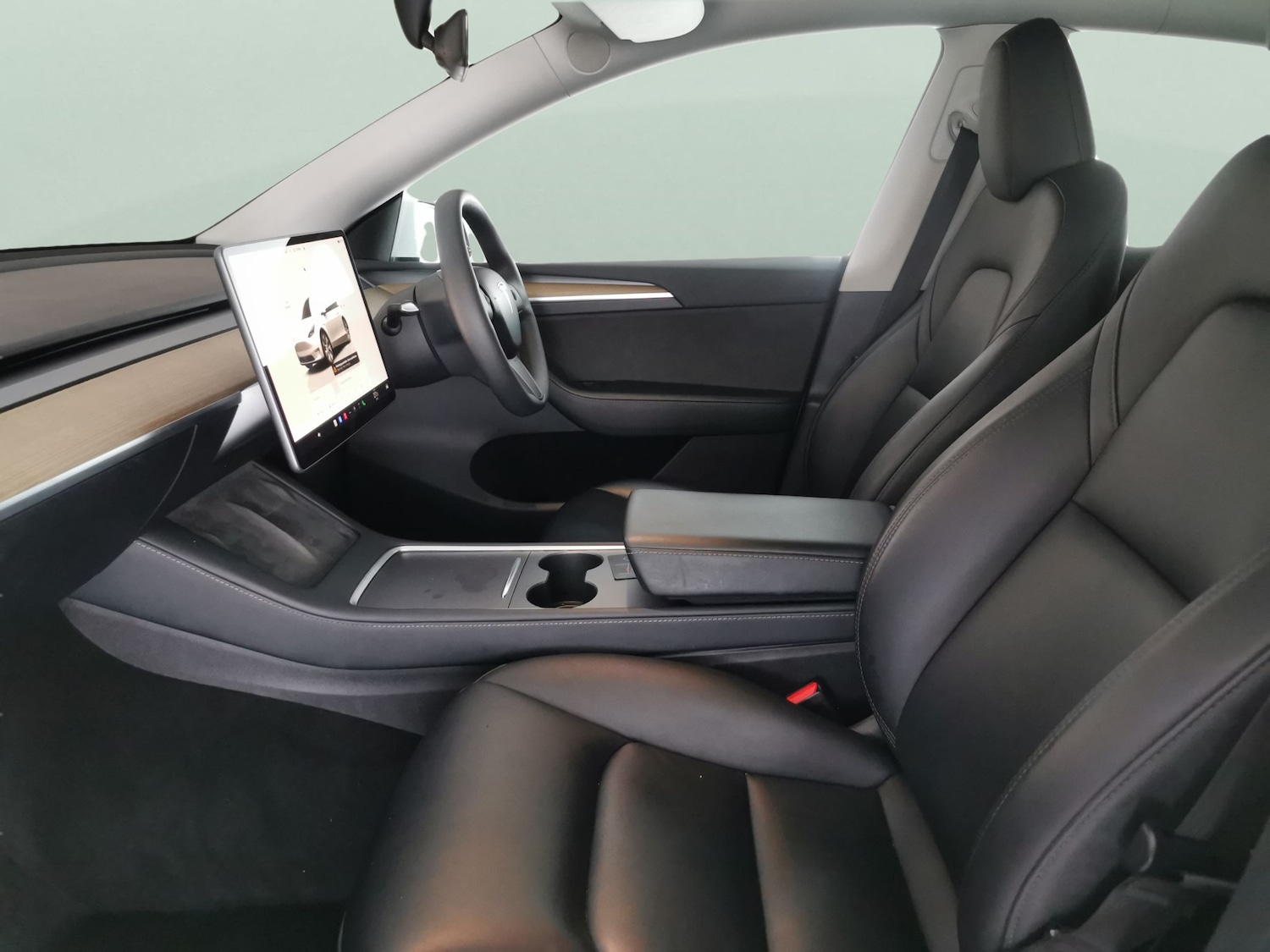 Used Tesla Model Y for sale - 76827104: Photo 4