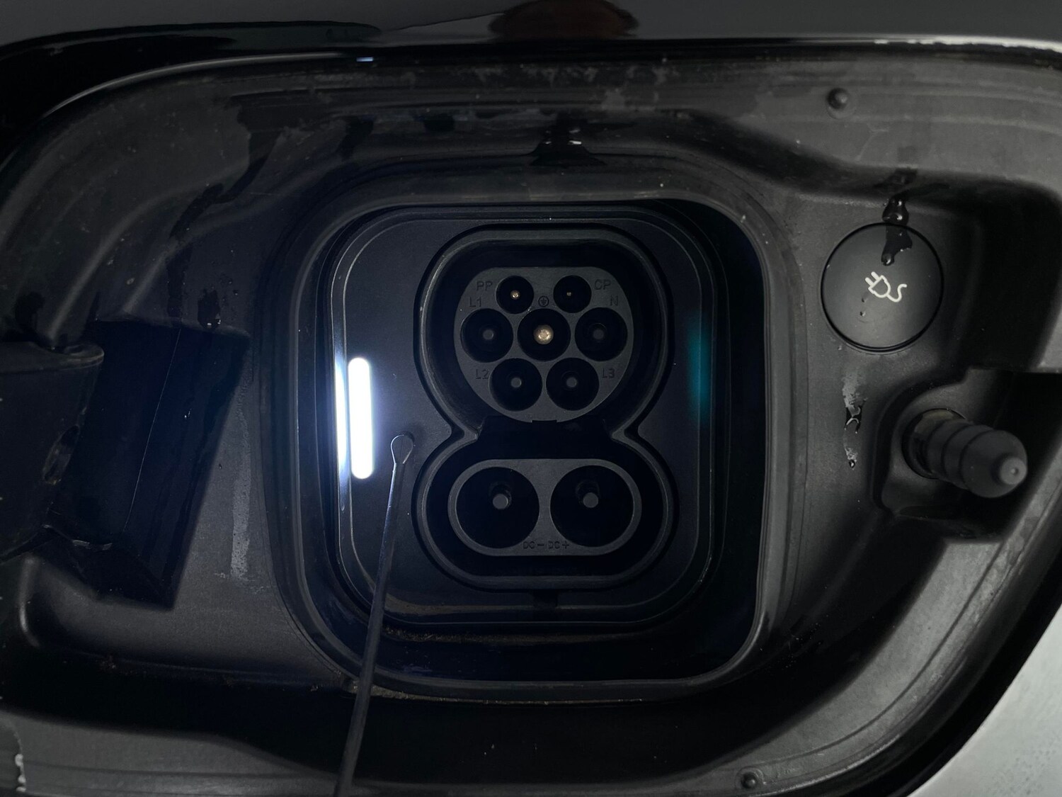 Used Volvo XC40 2023 for sale - 78178095: Photo 40