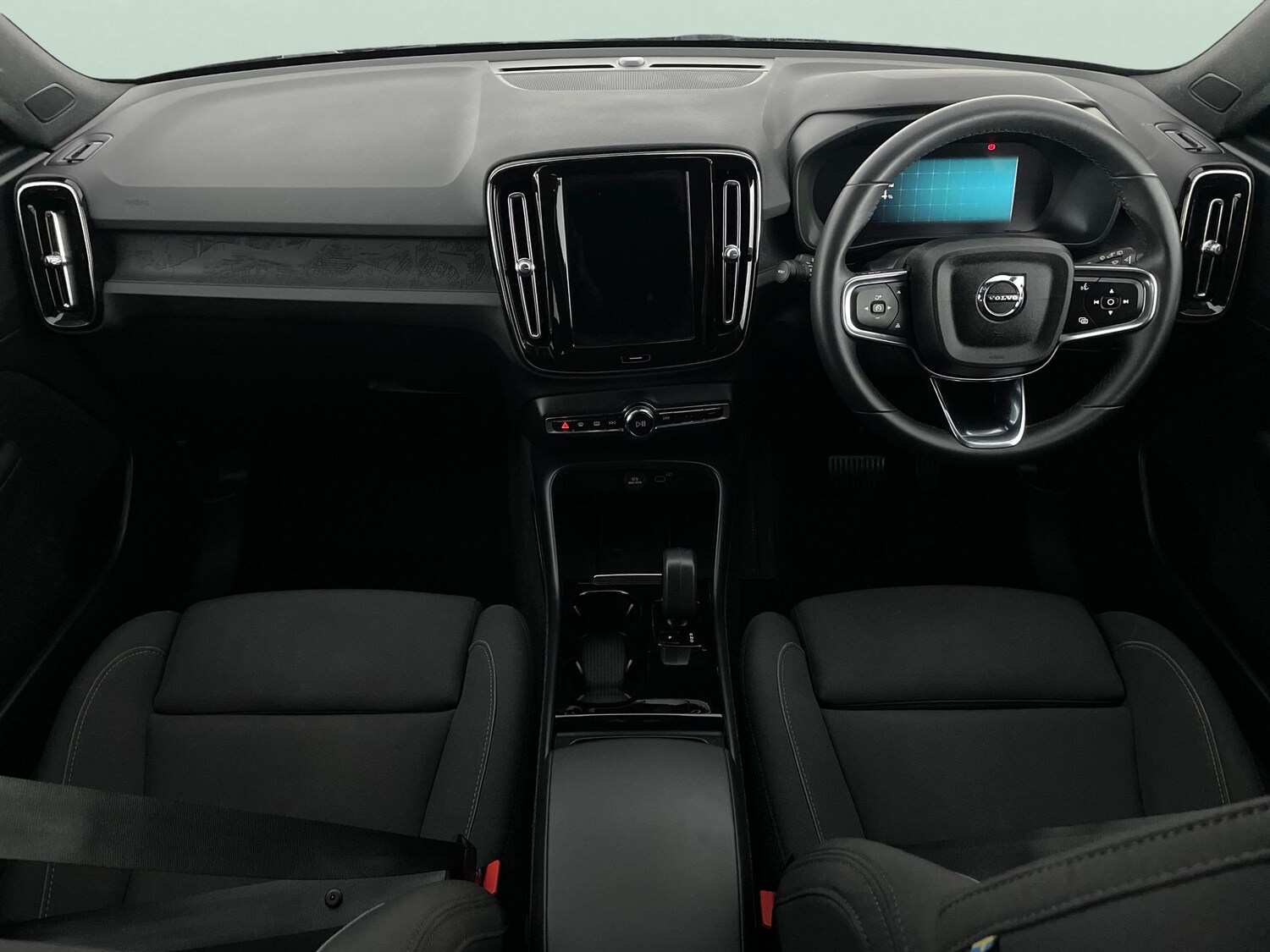 Used Volvo XC40 2023 for sale - 78178095: Photo 7