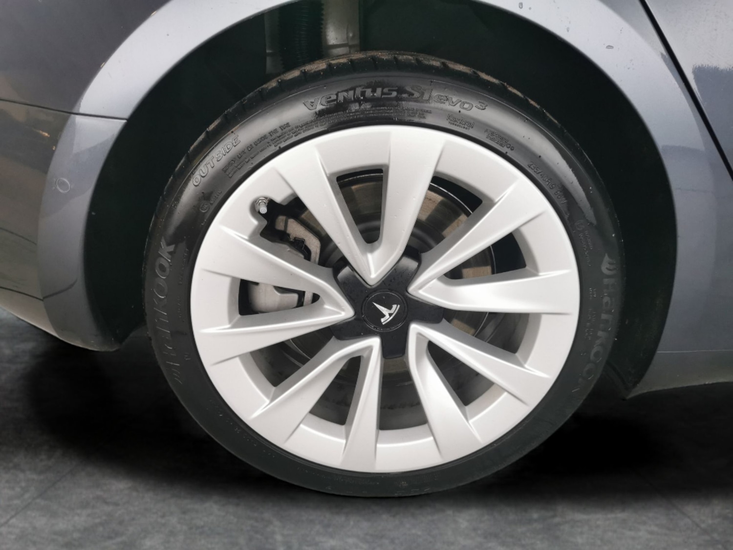 Used Tesla Model 3 2021 for sale - 76919609: Photo 29