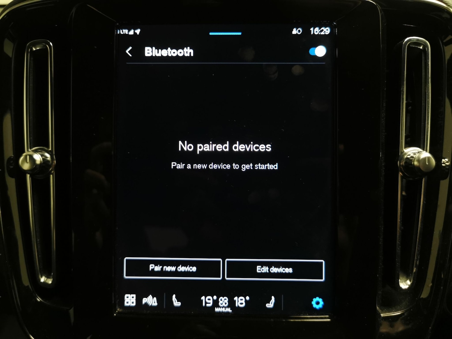 Used Volvo XC40 2024 for sale - 77639930: Photo 17