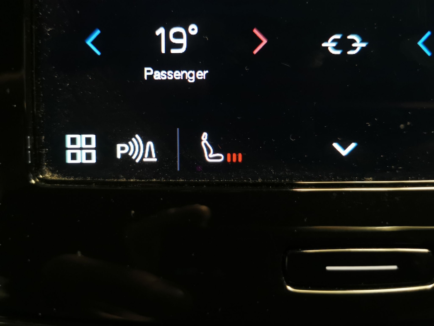 Used Volvo XC40 2024 for sale - 77639930: Photo 19