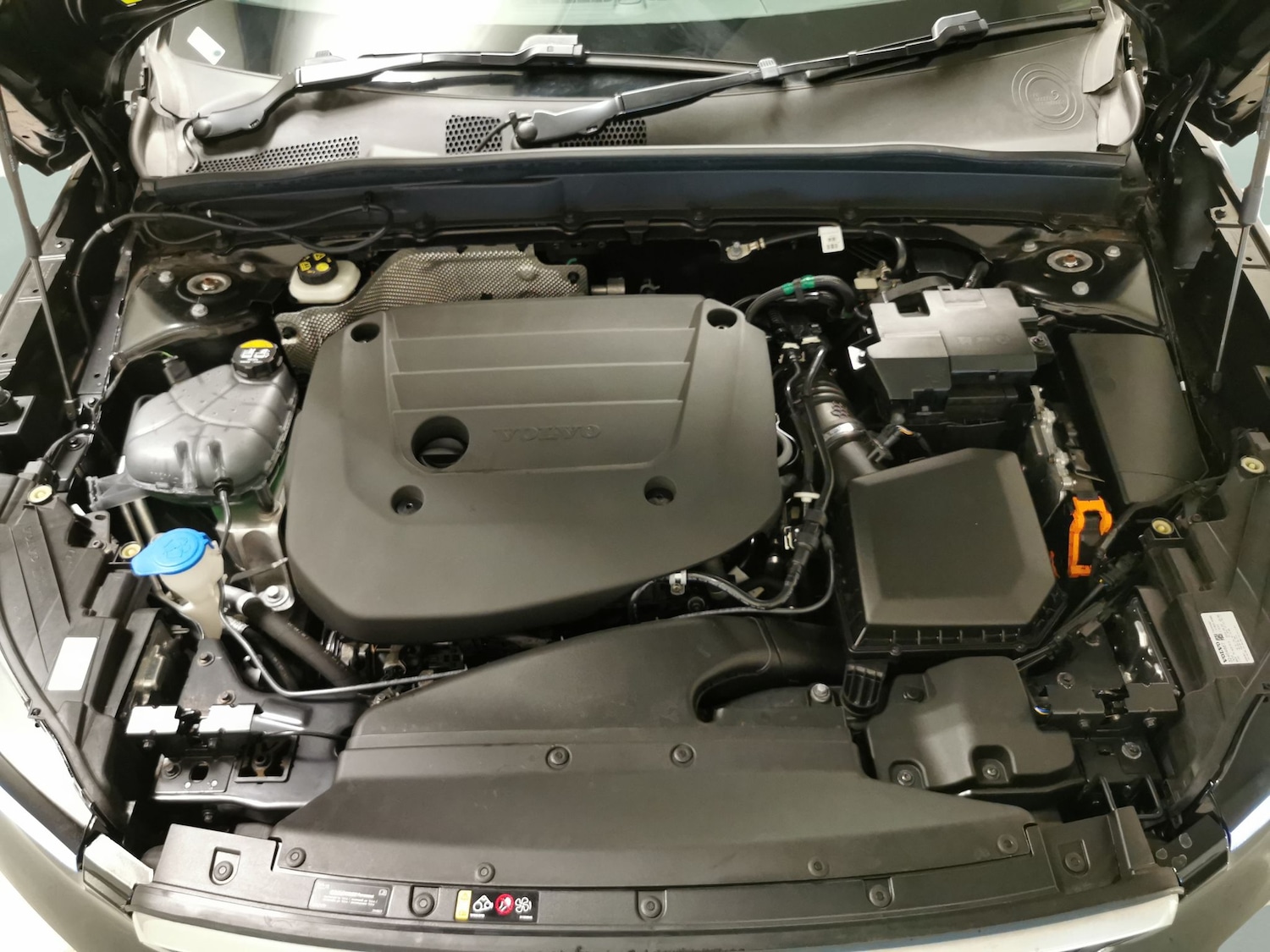 Used Volvo XC40 2024 for sale - 77639930: Photo 30