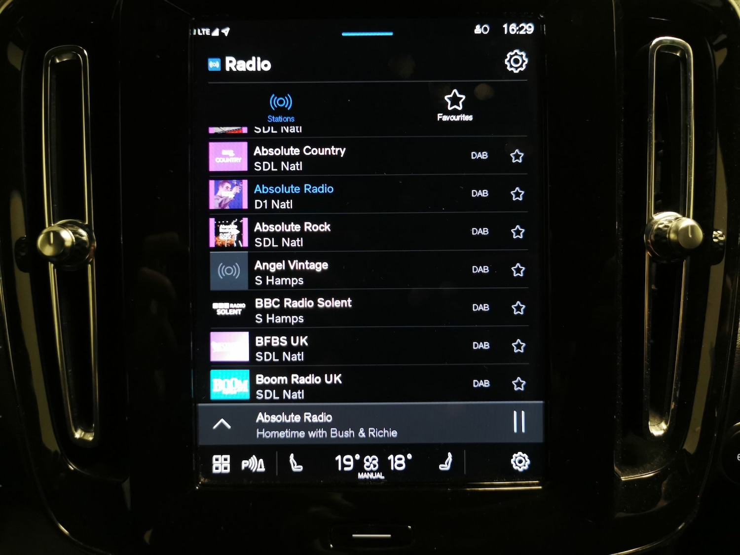 Used Volvo XC40 2024 for sale - 77639930: Photo 6