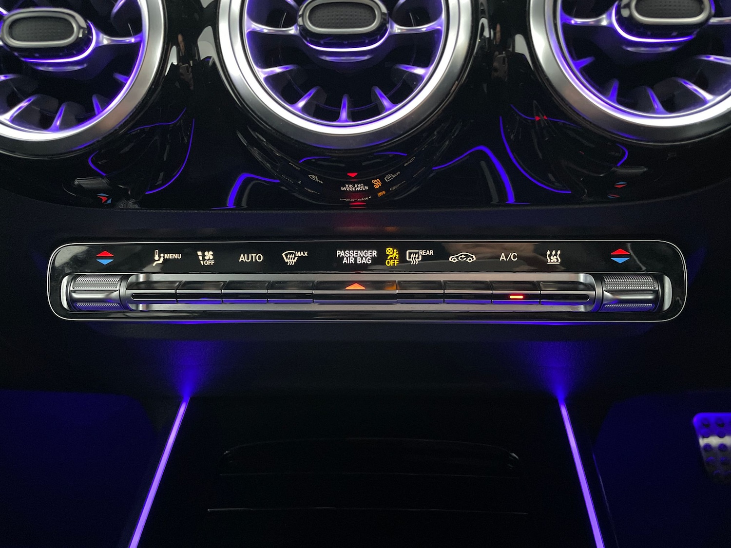 Used Mercedes-Benz EQA 2022 for sale - 76426136: Photo 28