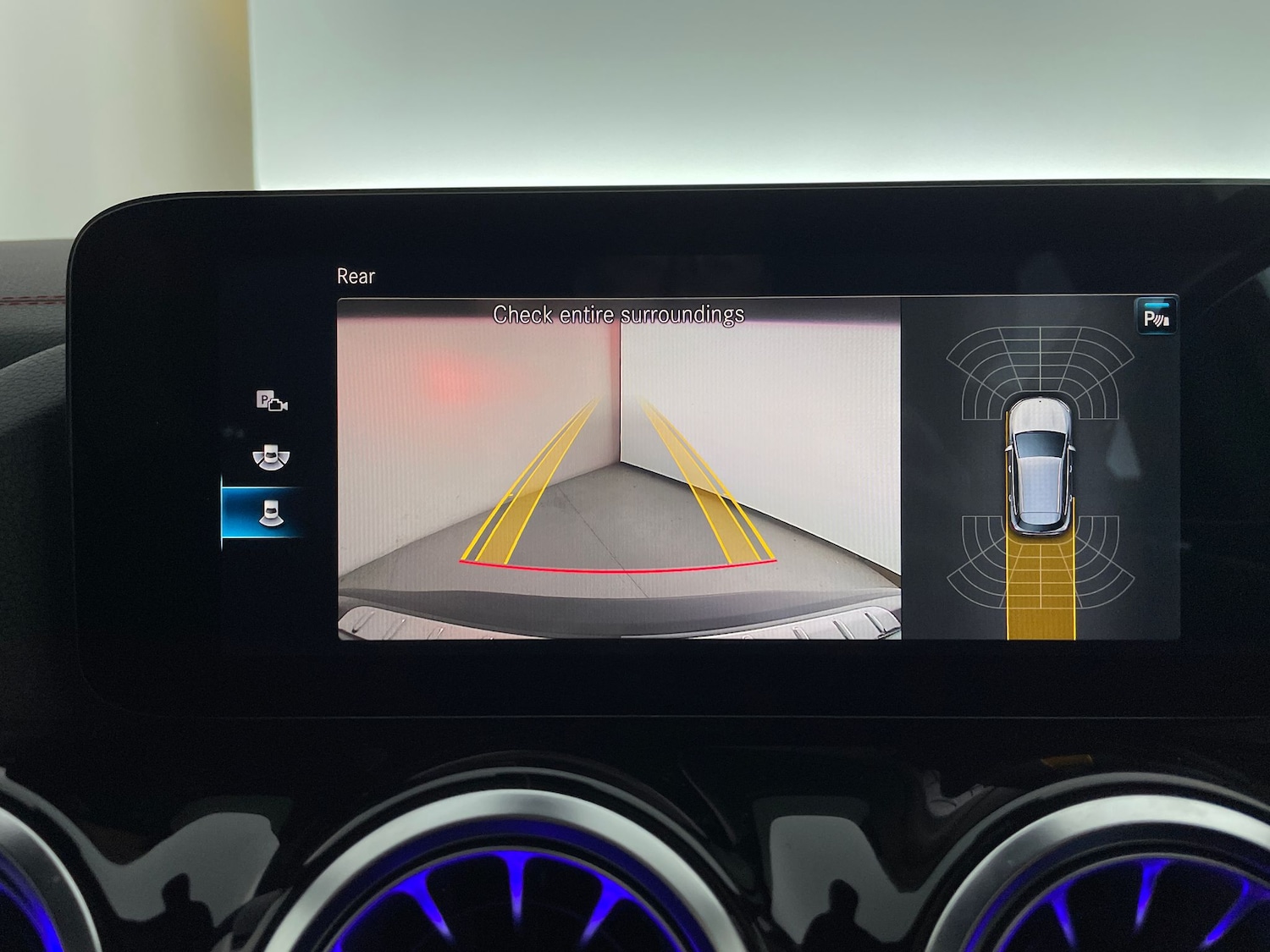 Used Mercedes-Benz EQA 2022 for sale - 76426136: Photo 8